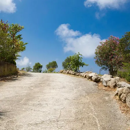 Hébergement de vacances Stunning In With House Sea View *